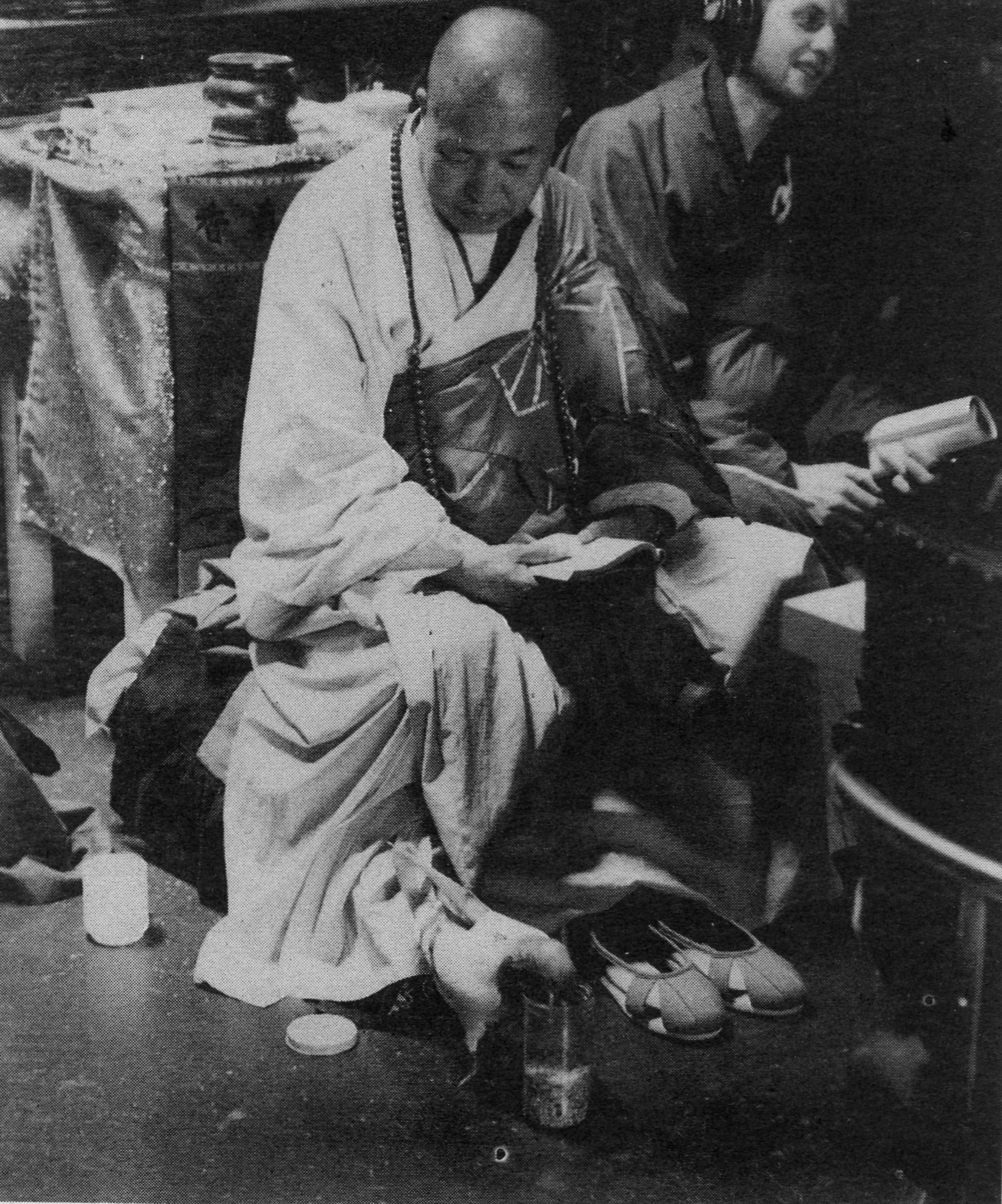 宣化老和尚追思纪念专集2 - 菩萨幻化 头陀行迹．In Memory of the Venerable Master Hsuan Huan - Transformation of a Bodhisattva,